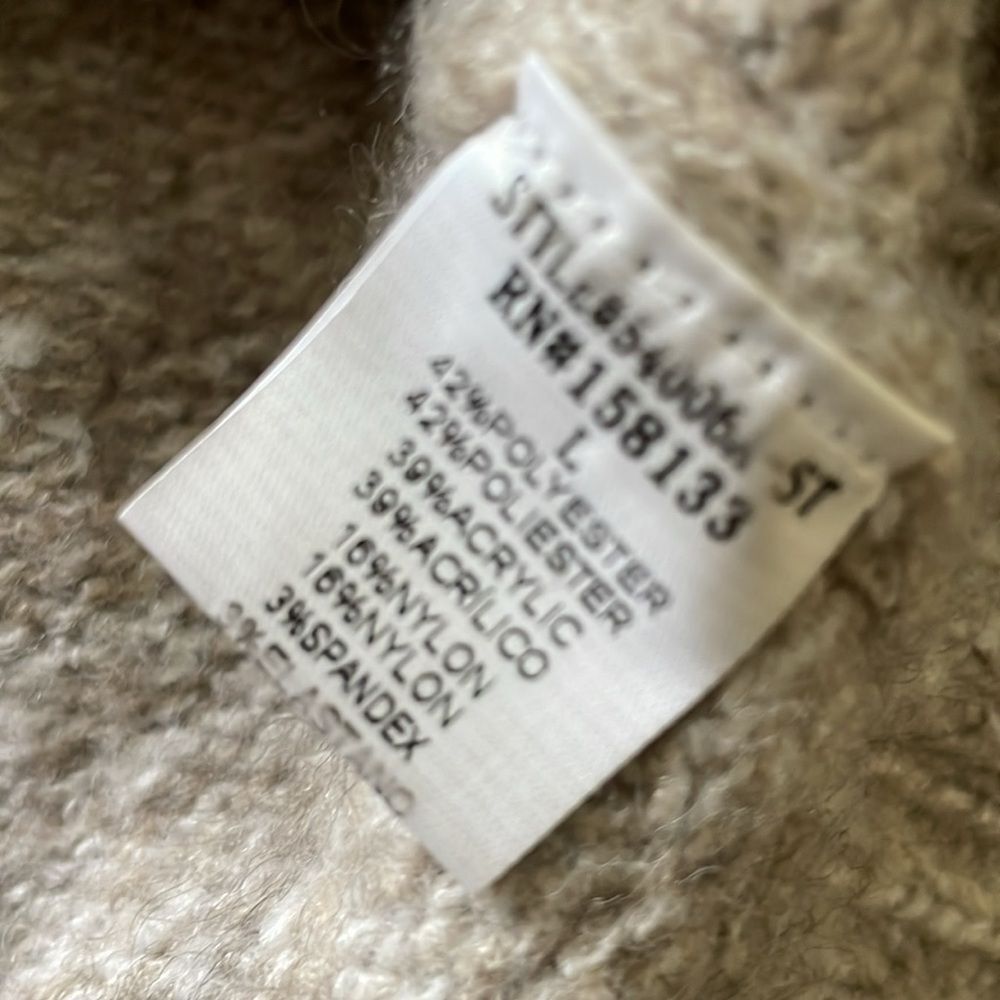 Pink Clover Tan cozy crewneck sweater size L - Picture 6 of 6
